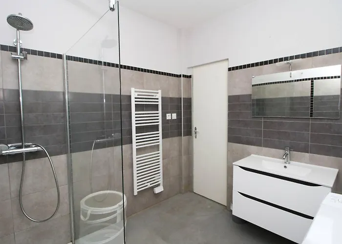 Vue Mer, Contemporain, Climatisation, Jardin, Terrasse, 2 Salles De Bains *