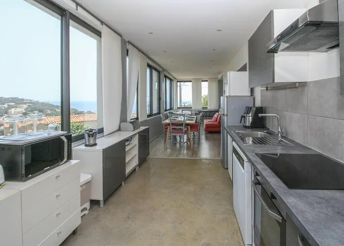 Vue Mer, Contemporain, Climatisation, Jardin, Terrasse, 2 Salles De Bains Saint-Mandrier-sur-Mer